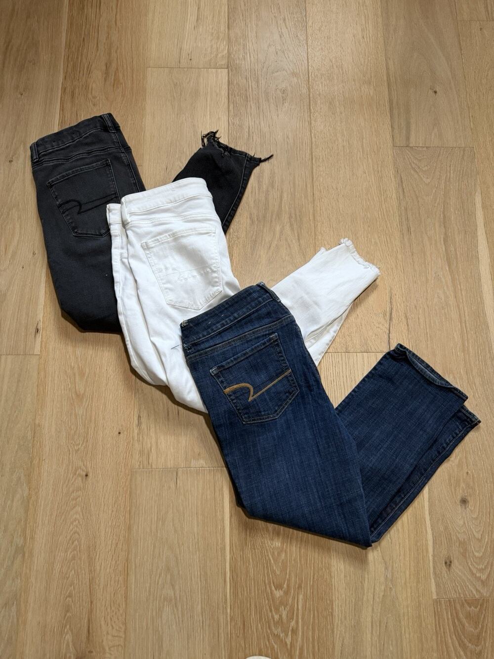 American Eagle Women Stretch Jegging Dream Jeans Sz 12 Short Lot Of 3 Distressed